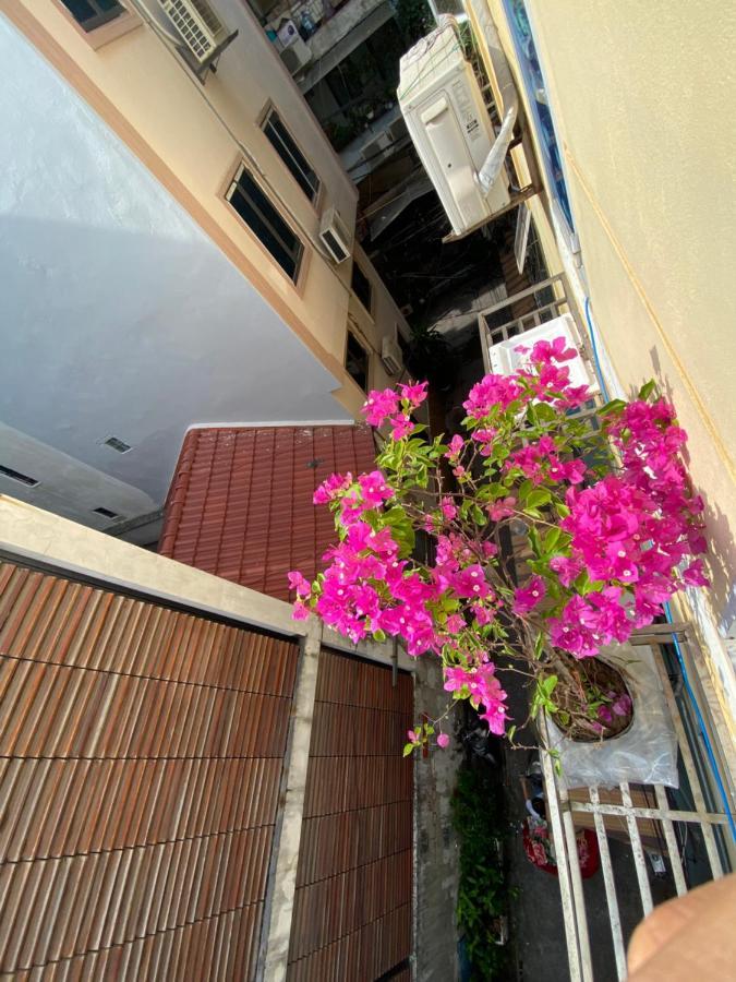 Omo House - Old Quarter - Easy Self Checkin Bed and Breakfast Hanoi Esterno foto
